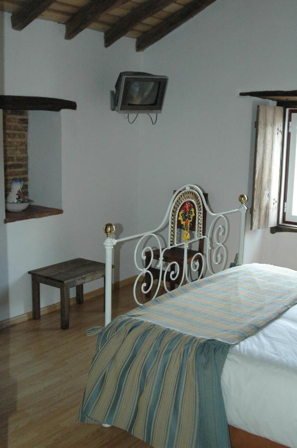 Quinta Do Vaqueirinho - Agro-Turismo Villa Marvão Rom bilde